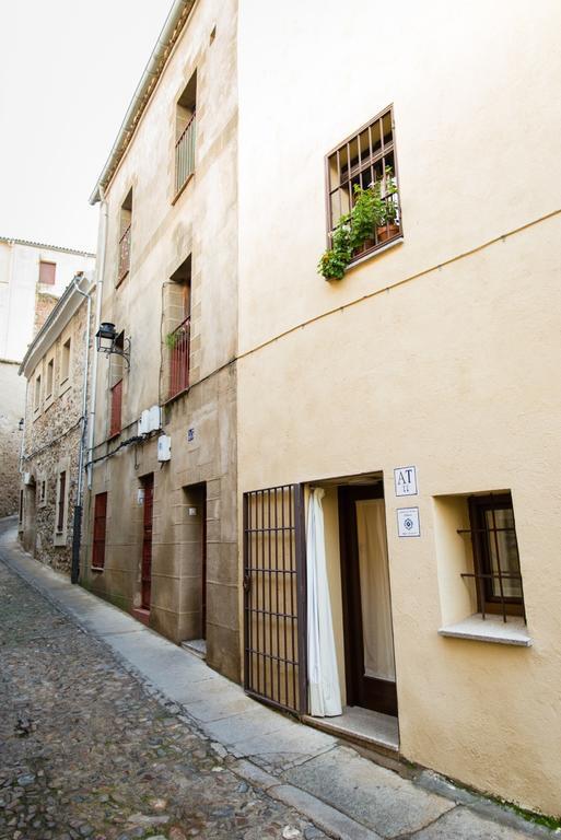 Apartamento Adarve Caces المظهر الخارجي الصورة